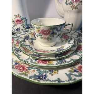 Royal Doulton Floradora Green Service for 4 (20 Pc) England TC1127
